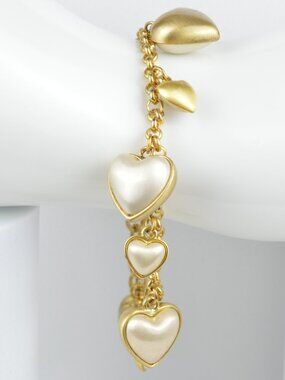 Vintage Joan Rivers Heart Charm Bracelet Gold Tone Faux Pearl Puffy Charm 90s